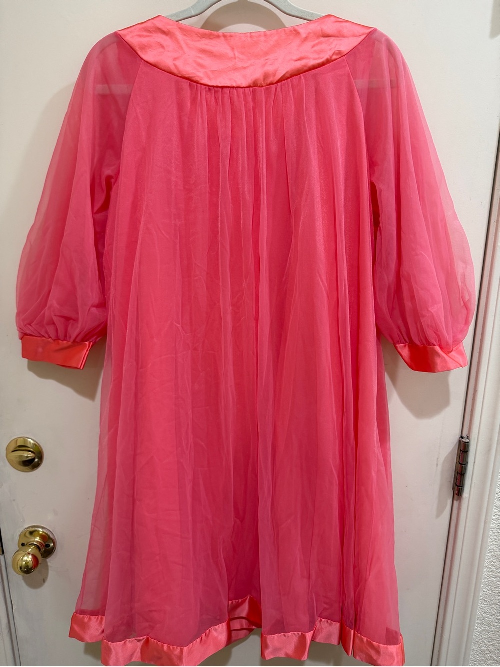 Gossard Artemis Vintage 1970s Nightgown with Robe Set Coral Pink Size Medium EUC - Picture 2 of 5